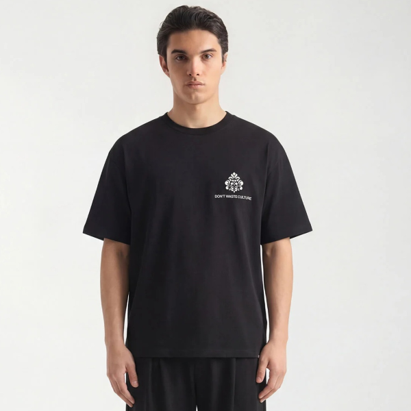Don’t Waste Culture Azemari T-shirt Zwart