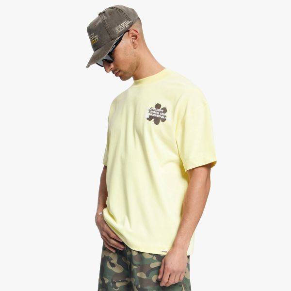 Croyez Silhouette T-shirt Geel