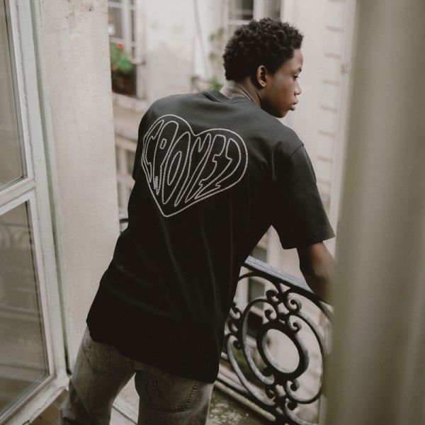 Croyez Stitched Heart T-shirt Zwart