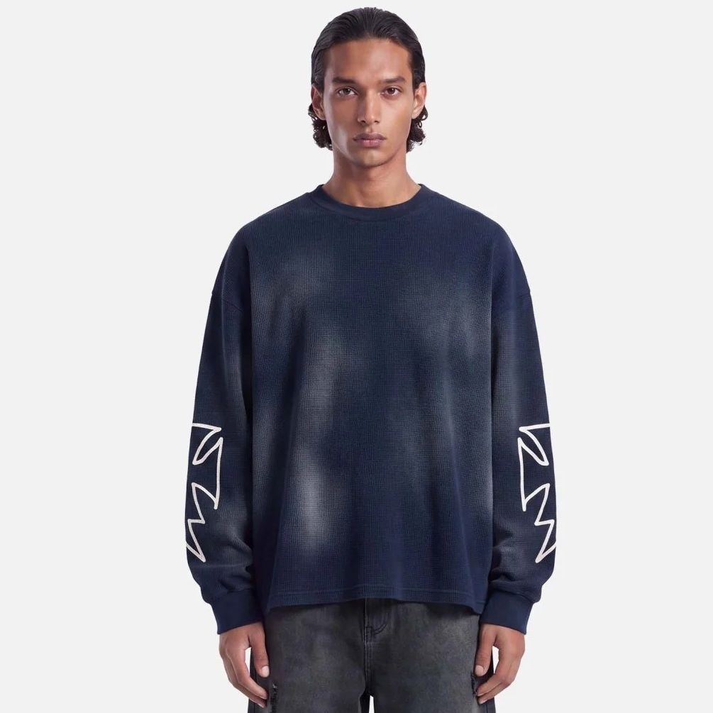 Don’t Waste Culture Romiya Longsleeve T-shirt Navy