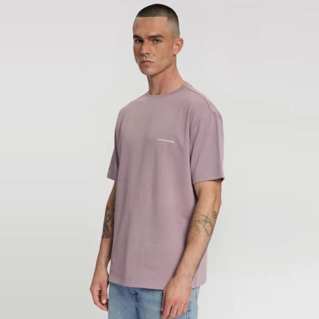 Law of the Sea Dilute Artwork T-shirt Paars