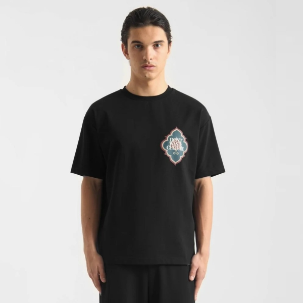 Don’t Waste Culture Sokae T-shirt Zwart