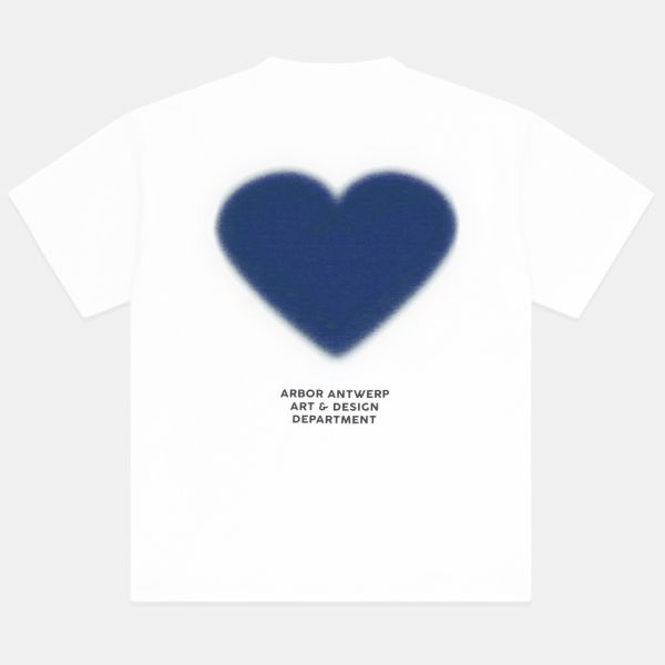 Arbor Antwerp Blue Faded Heart T-shirt Wit