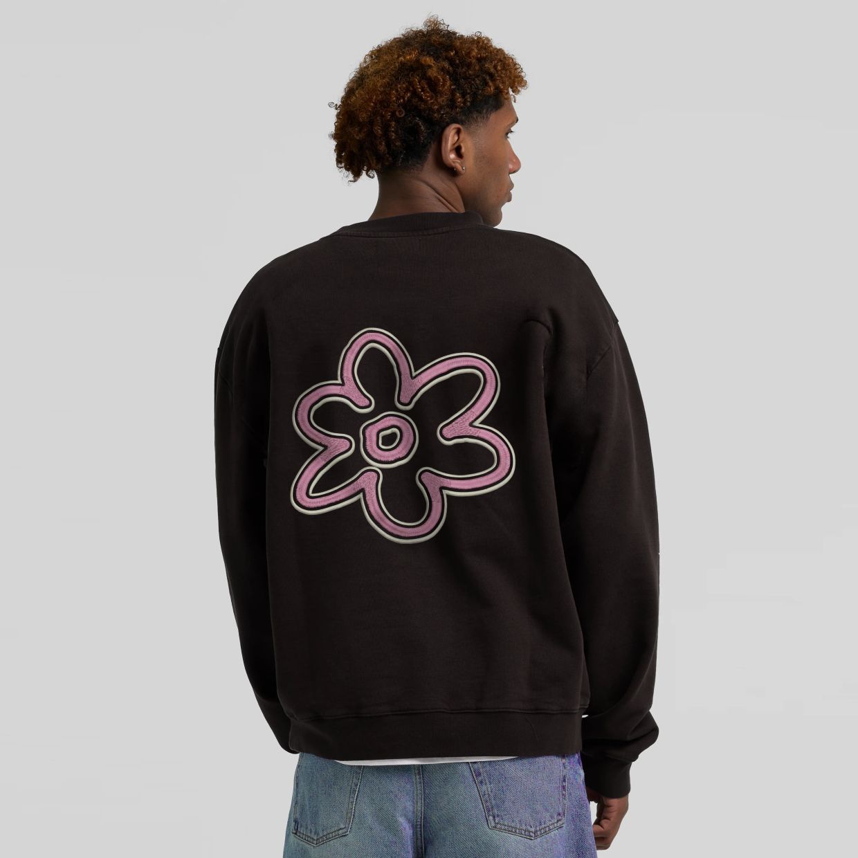 Arbor Antwerp Line Flower Sweater Bruin