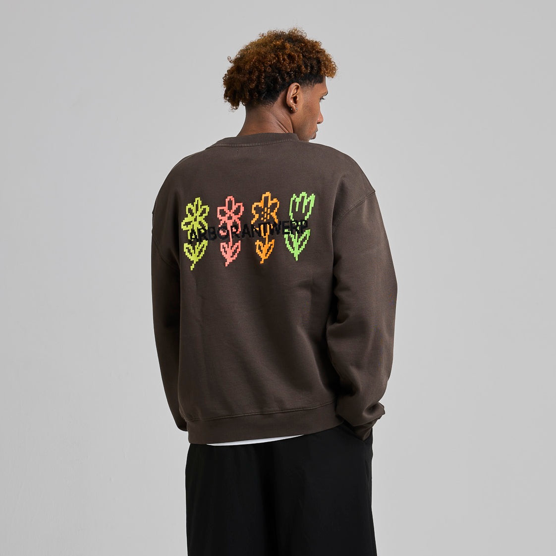 Arbor Antwerp Pixel Flower Sweater Bruin