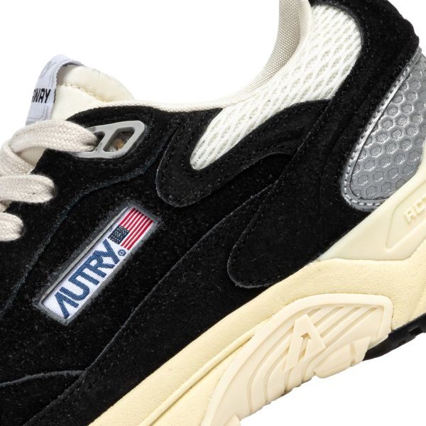 Autry Hyperway Low Sneaker Zwart