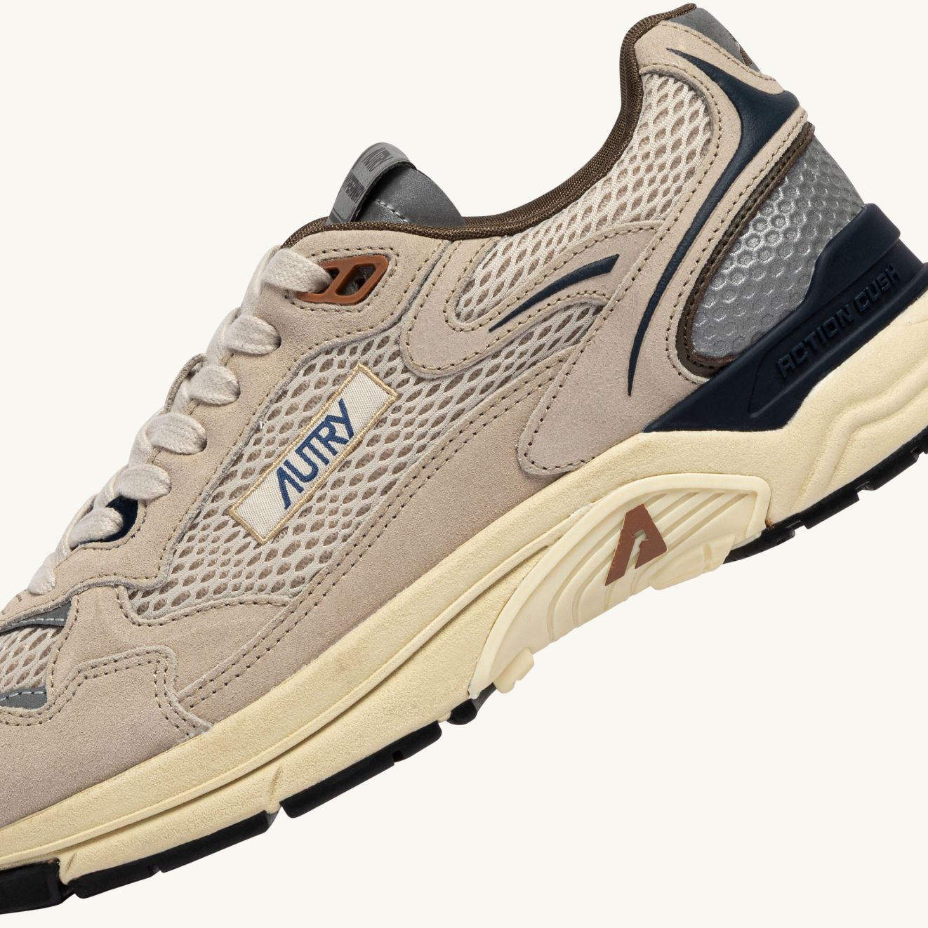 Autry Hyperway Low Sneaker Beige