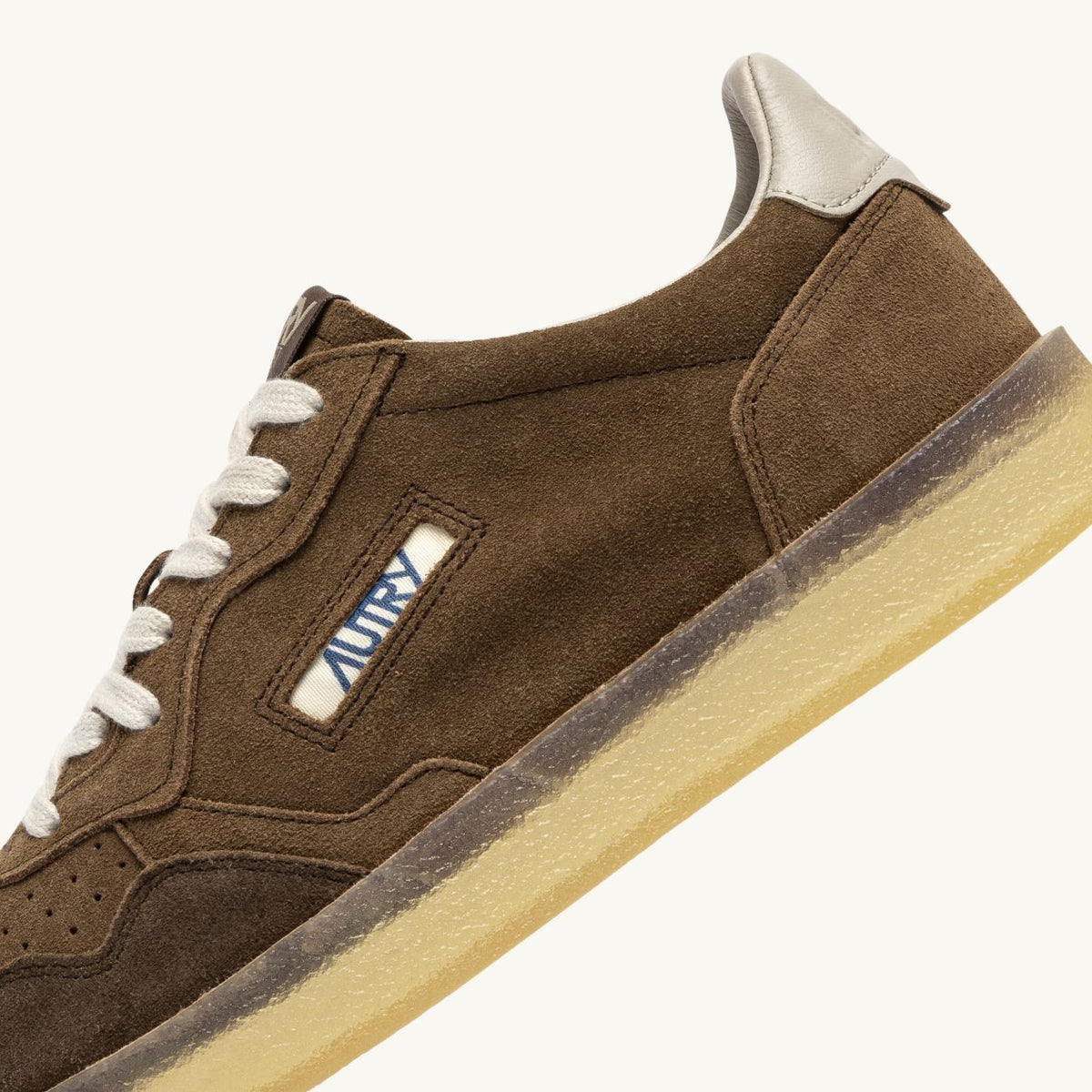 Autry Medalist Low Sneaker Bruin