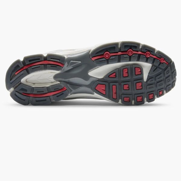 Banlieue The Runner + Prada Sneaker Wit
