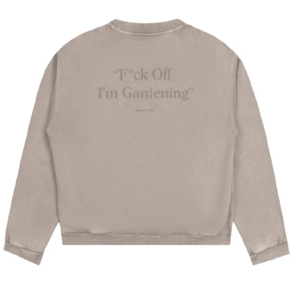 Bram’s Fruit Gardening Distressed Longsleeve T-shirt Beige