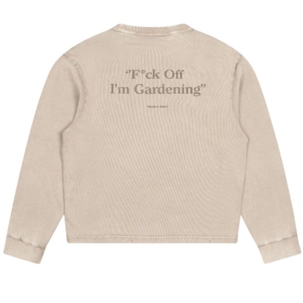 Bram’s Fruit Gardening Distressed Longsleeve T-shirt Beige