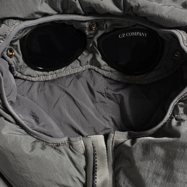 CP Company Chrome-R Goggle Down Puffer Antraciet