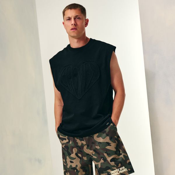 Croyez Cutout Heart Sleeveless T-shirt Zwart