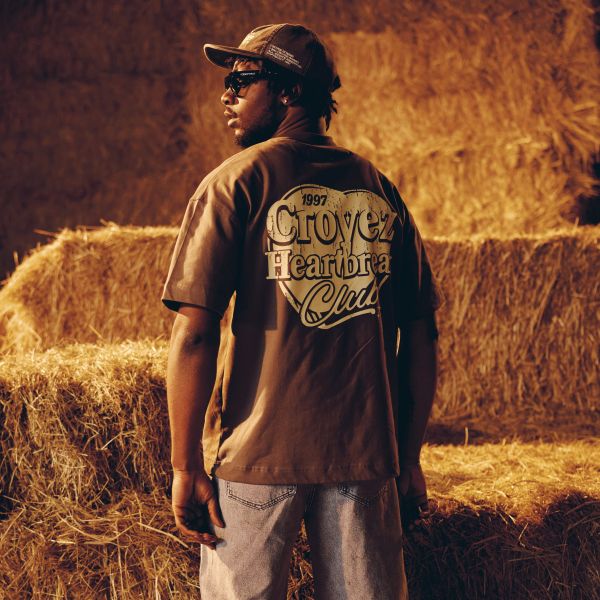 Croyez Heartbreak Club T-shirt Bruin