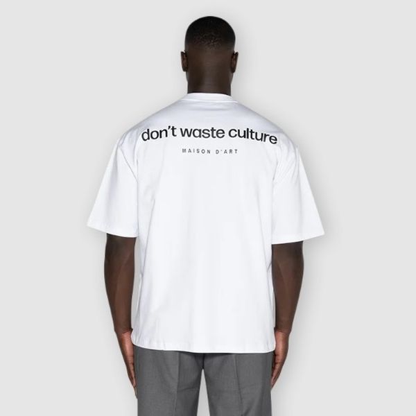 Don't Waste Culture Cleo T-shirt Wit