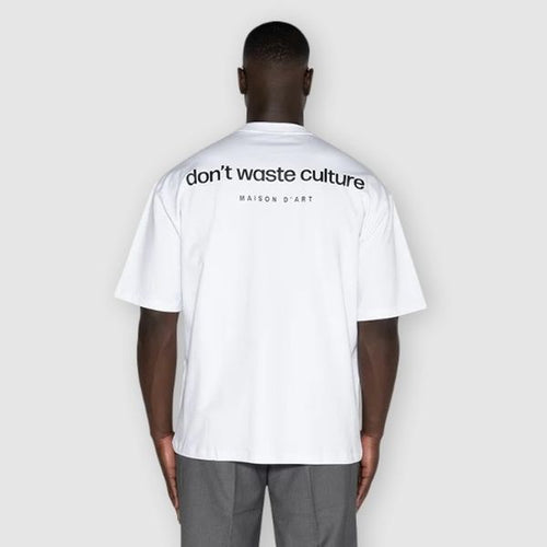 Don't Waste Culture Cleo T-shirt Wit