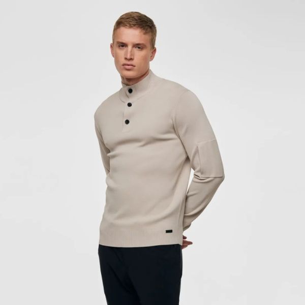 Genti Turtle 3 Buttons Sweater Beige