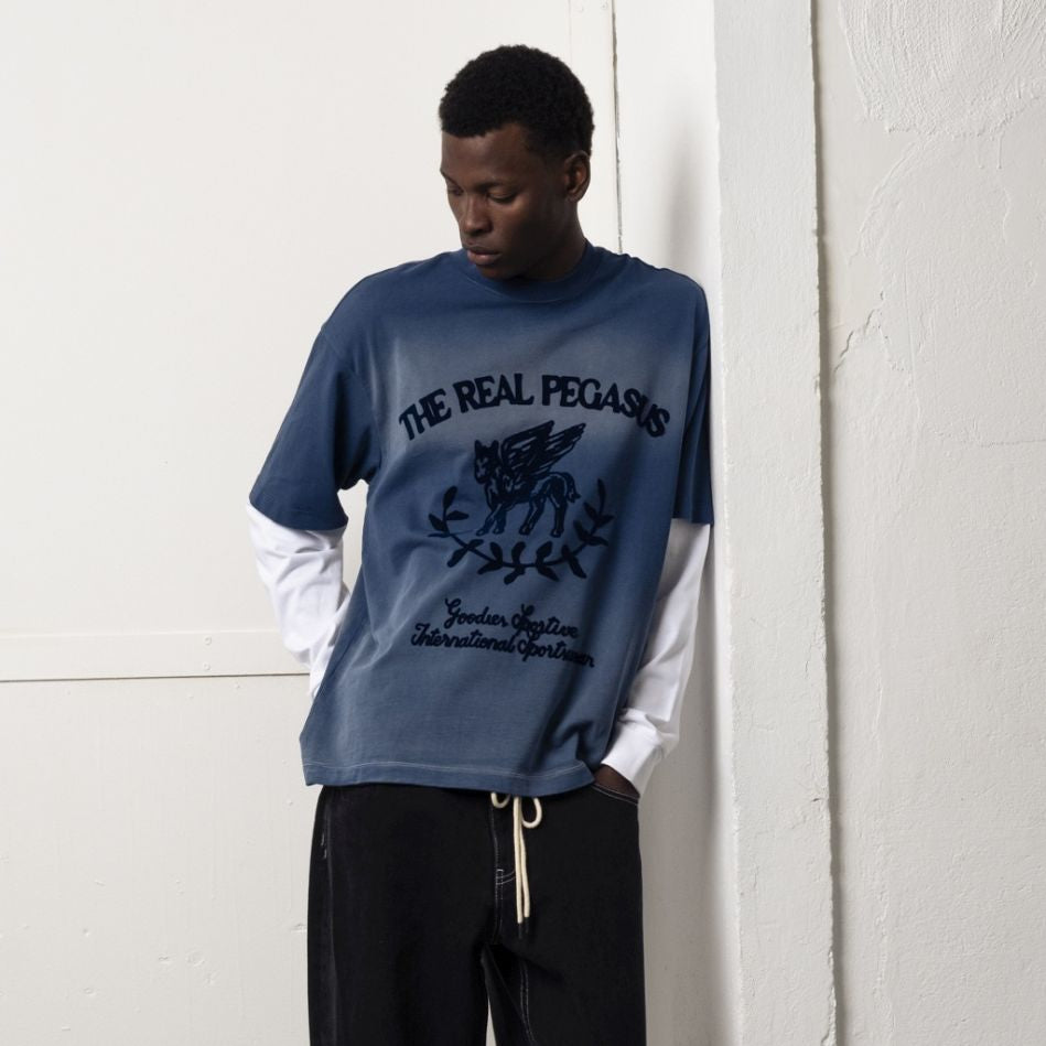 Goodies Sportive Real Pegasus Longsleeve T-shirt Donker Blauw