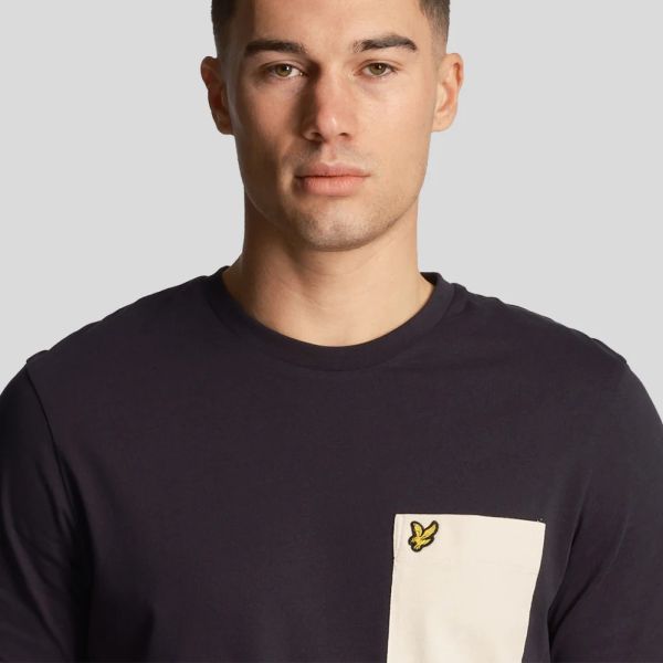 Lyle & Scott Contrast Pocket T-shirt Navy