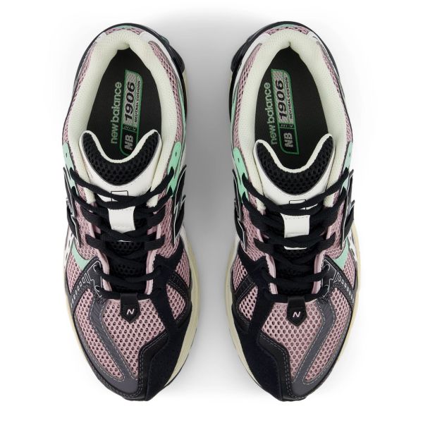 New Balance 1906 Utility Sneaker Roze/Zwart