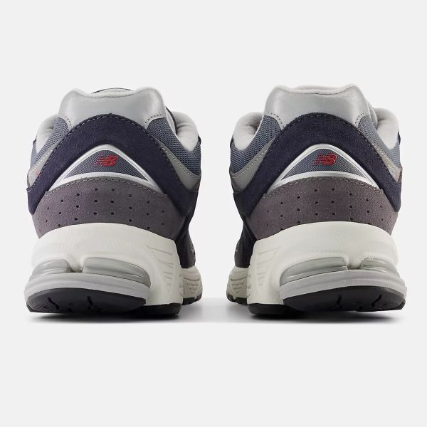 New Balance 2002R Sneaker Navy