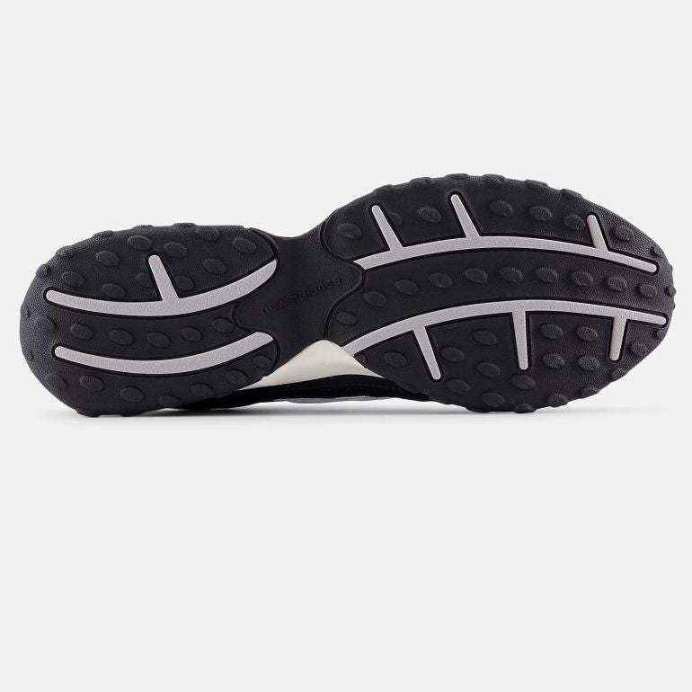 New Balance 204L Sneaker Zwart