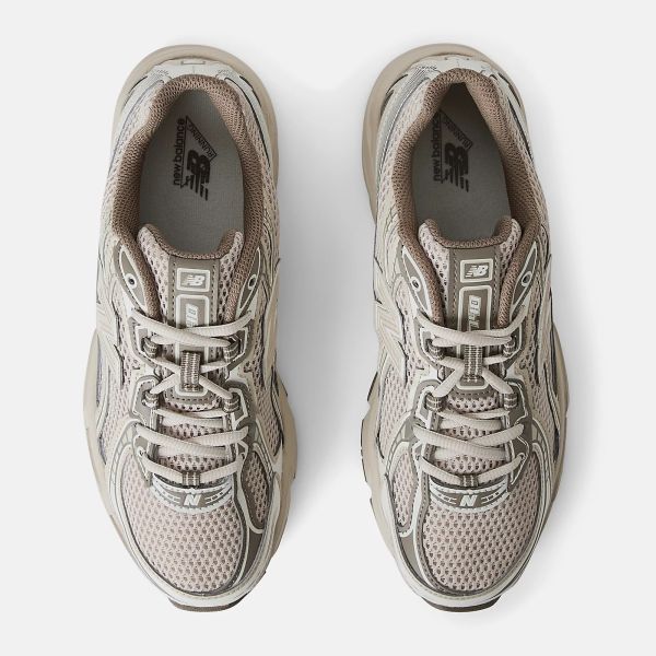 New Balance 740 Sneaker Bruin
