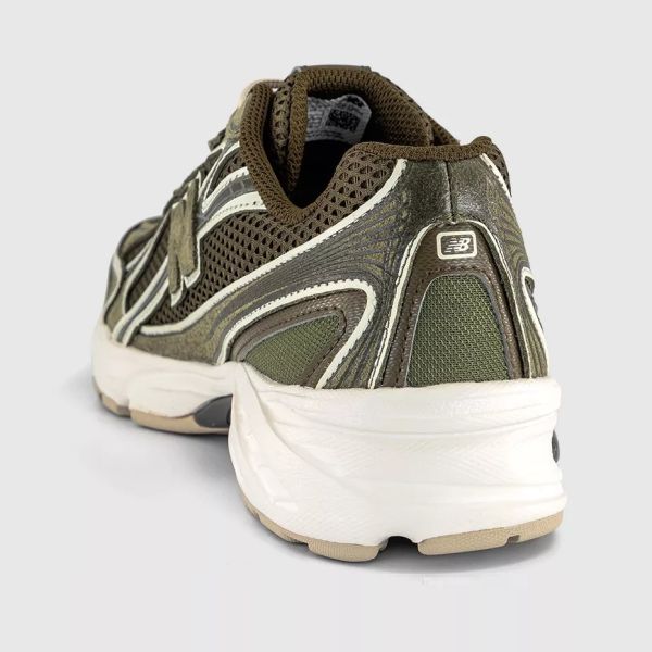 New Balance 740 Sneaker Donker Groen