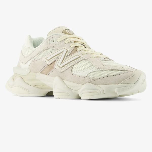 New Balance 9060 Sneaker Beige