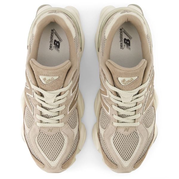 New Balance 9060 Sneaker Beige