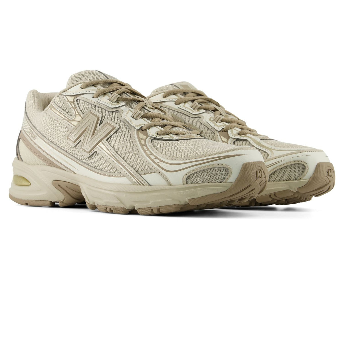 New Balance 740 Sneaker Beige
