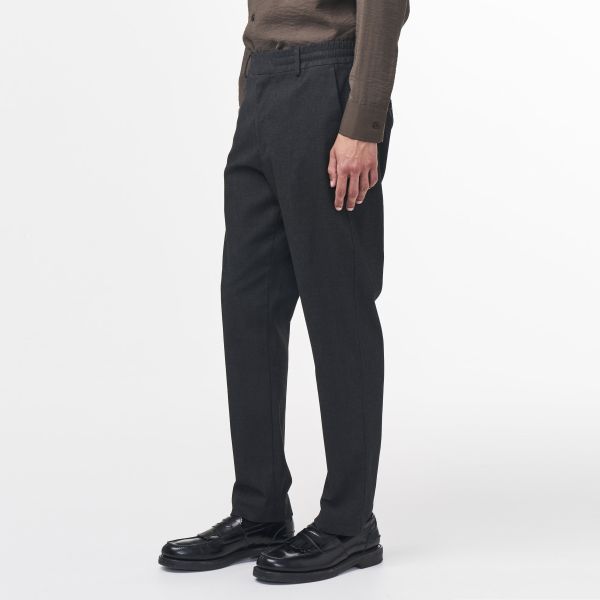 NN.07 Billie Broek Zwart
