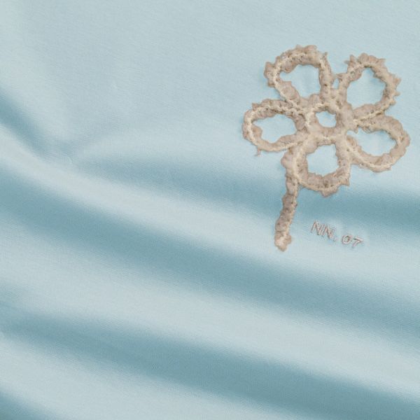 NN.07 Pedro EMB T-shirt Licht Blauw