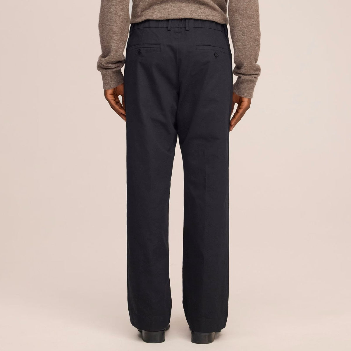 NN.07 Kay Pleated Tailored Relaxed Fit Broek Zwart