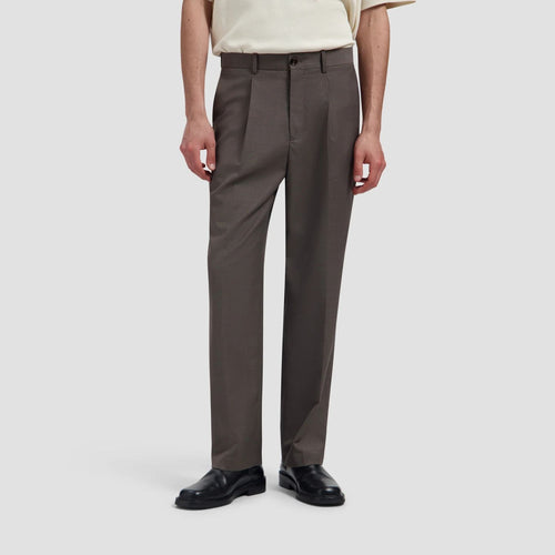 Olaf Regular Wool Pleated Chino Bruin
