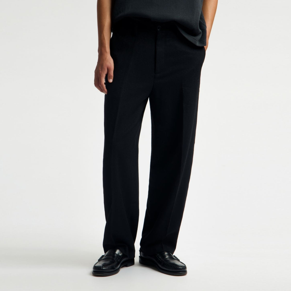 Olaf Wool Barrel Leg Broek Zwart