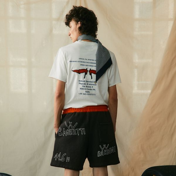 PAL Sporting Goods Gloria In Pista Souvenir T-shirt Wit