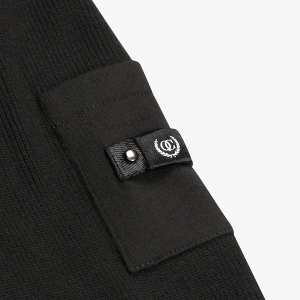 Quotrell Peak Knitted Sweater Zwart