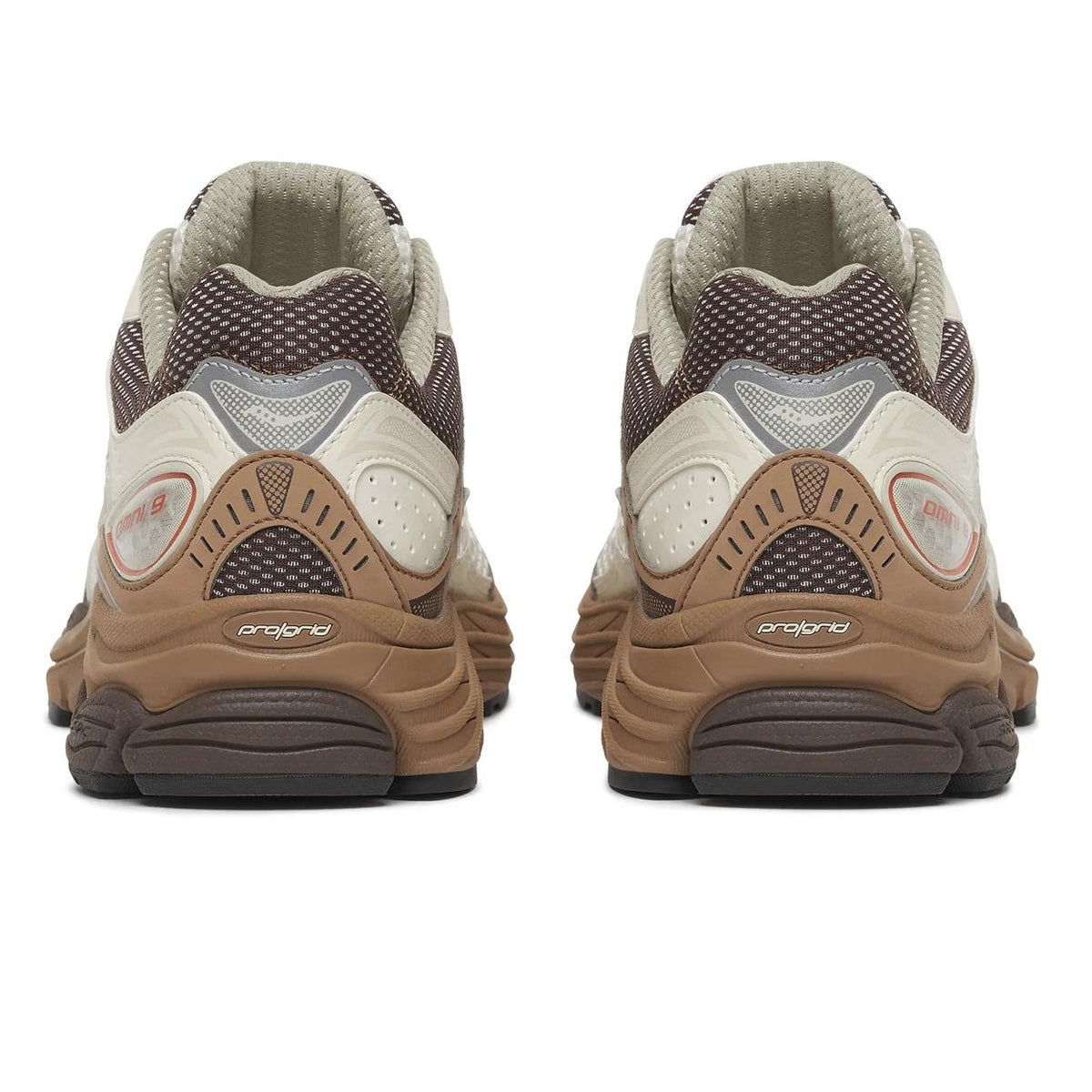 Saucony Progrid Omni 9 Sneaker Off White/Bruin
