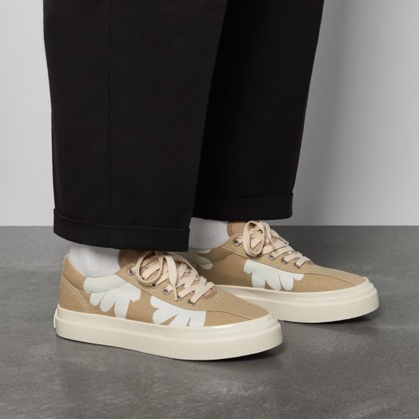 Stepney Workers Club Dellow Shroom Hands Sneaker Beige