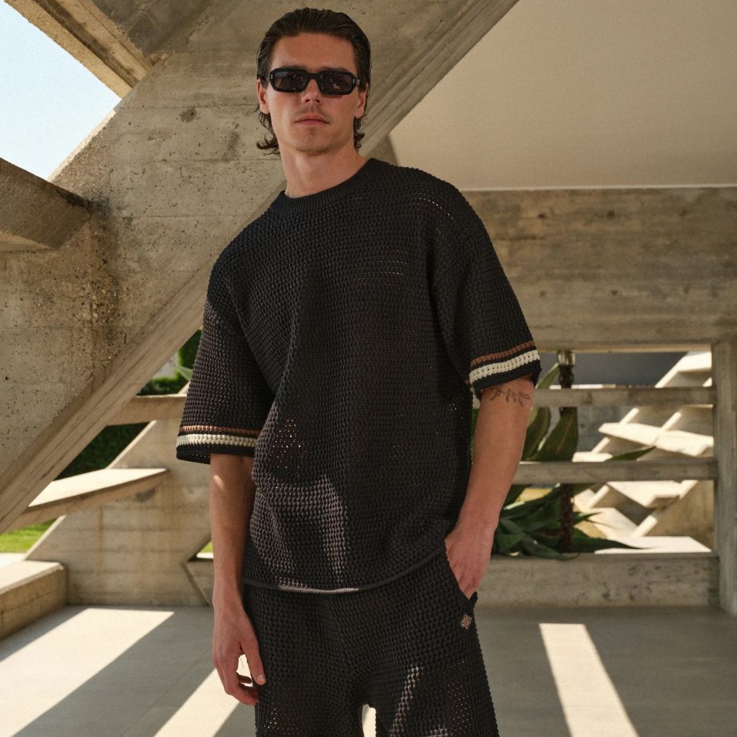 The Couture Club Crochet Knitted Stripe T-shirt Zwart