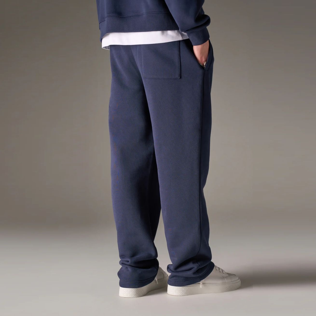 The Couture Club Heavyweight Monogram Applique Emblem Trainingsbroek Navy