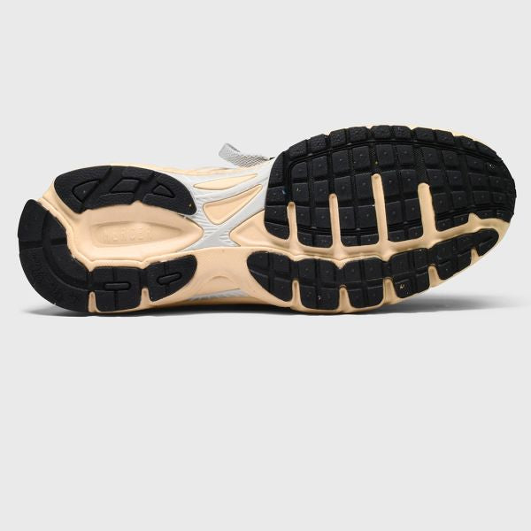 The Mercer Brand The Re-Run Desert Sneaker Off White/Beige