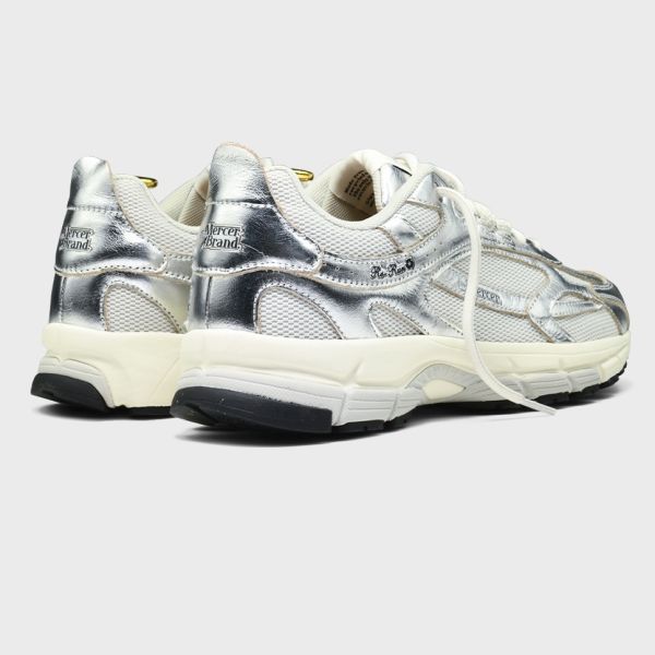 The Mercer Brand The Re-Run Pine Metallic Sneaker Zilver