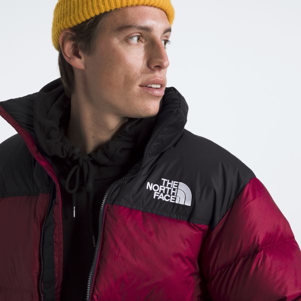 The North Face 1996 Retro Nuptse Jas Rood