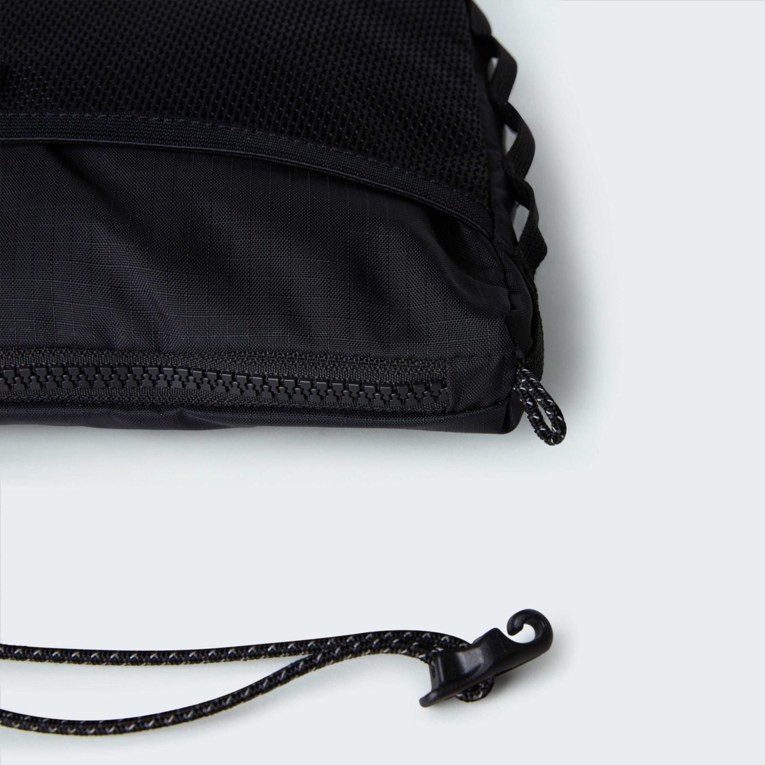 The North Face Terra Shoulder Bag Zwart