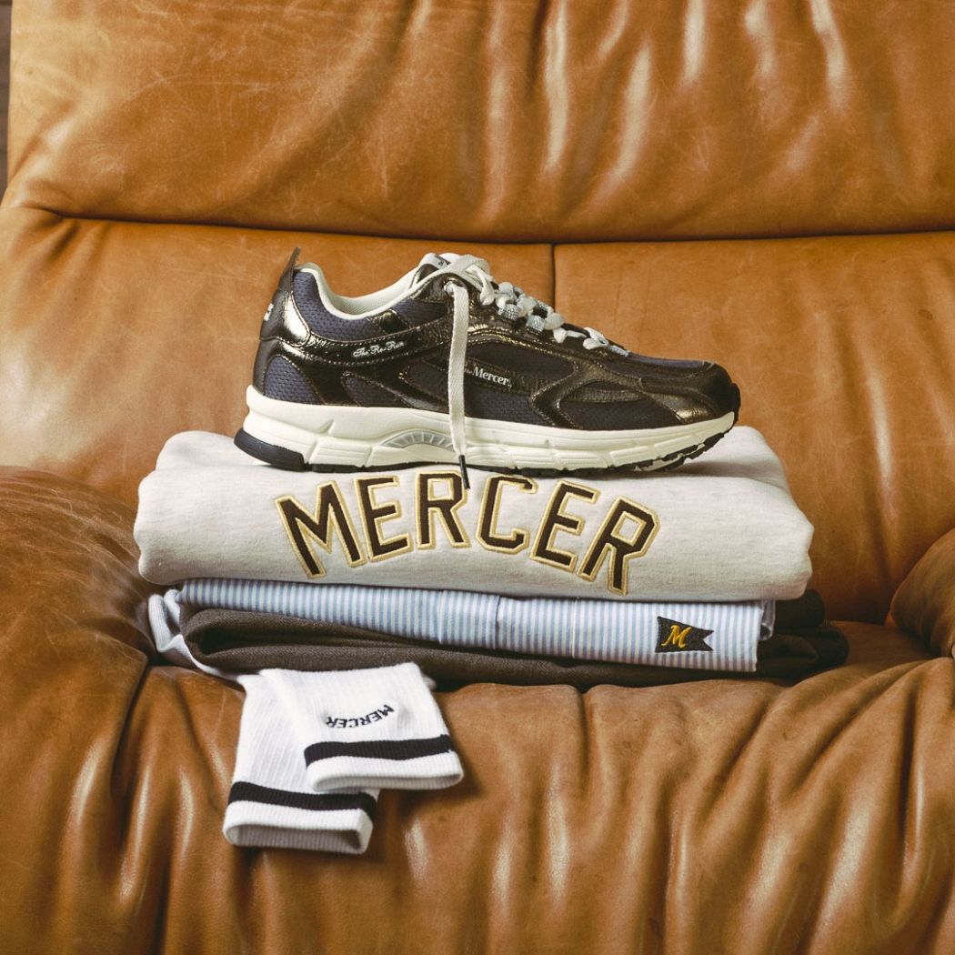 The Mercer Brand The Re-Run Cracked Sneaker Donker Groen