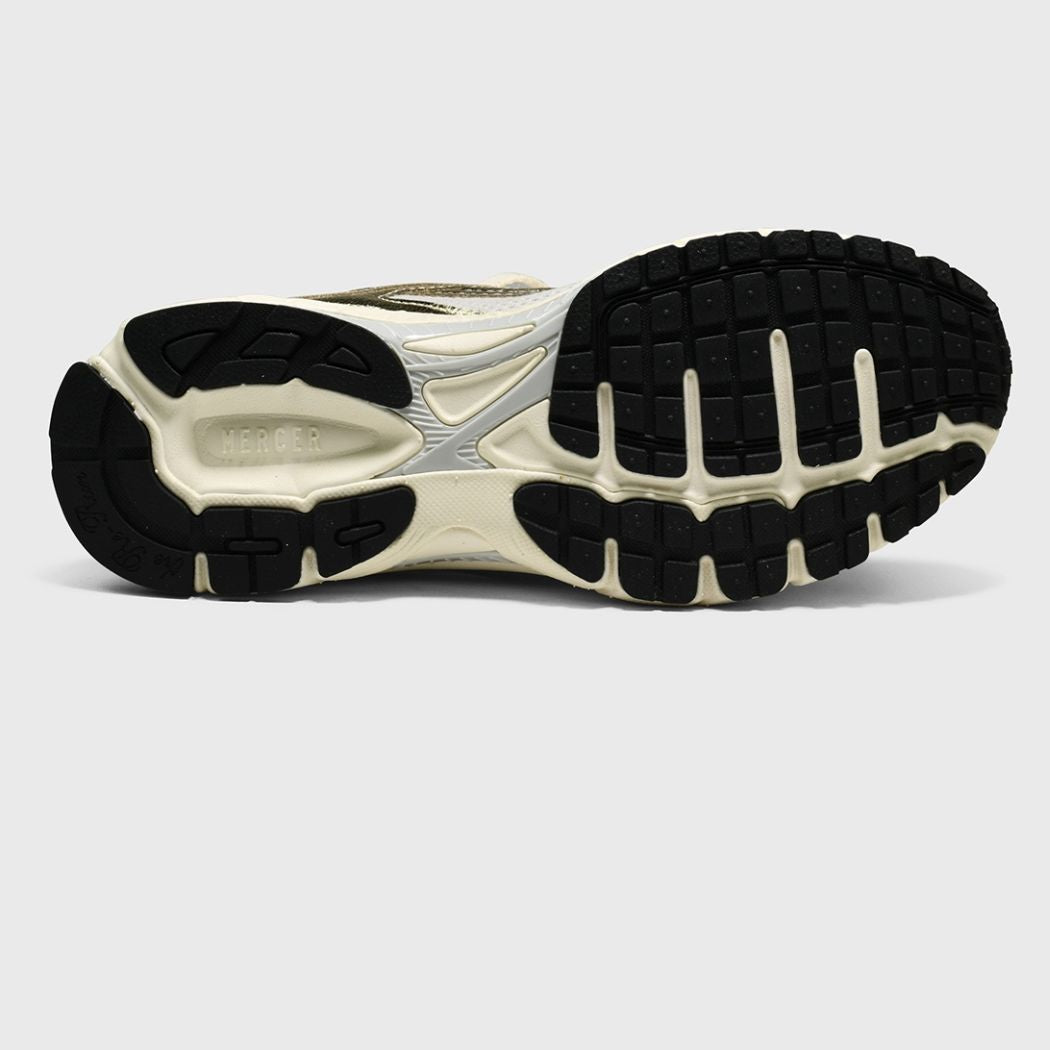 The Mercer Brand The Re-Run Cracked Sneaker Goud