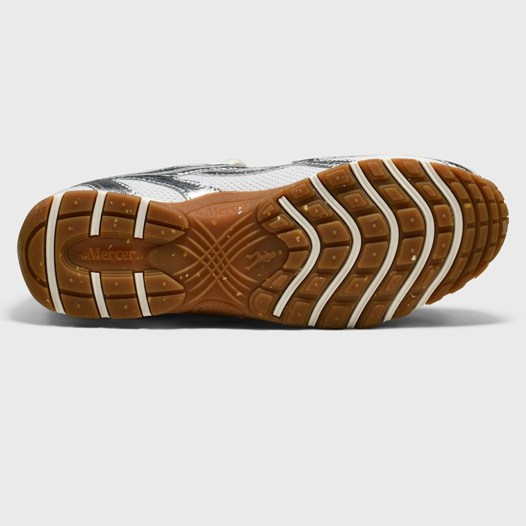 The Mercer Brand The Re-Run Drive Metallic Sneaker Zilver