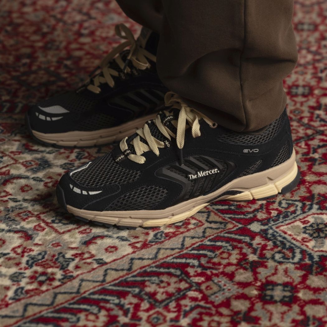 The Mercer Brand The Re-Run EVO Nubuck Sneaker Antraciet